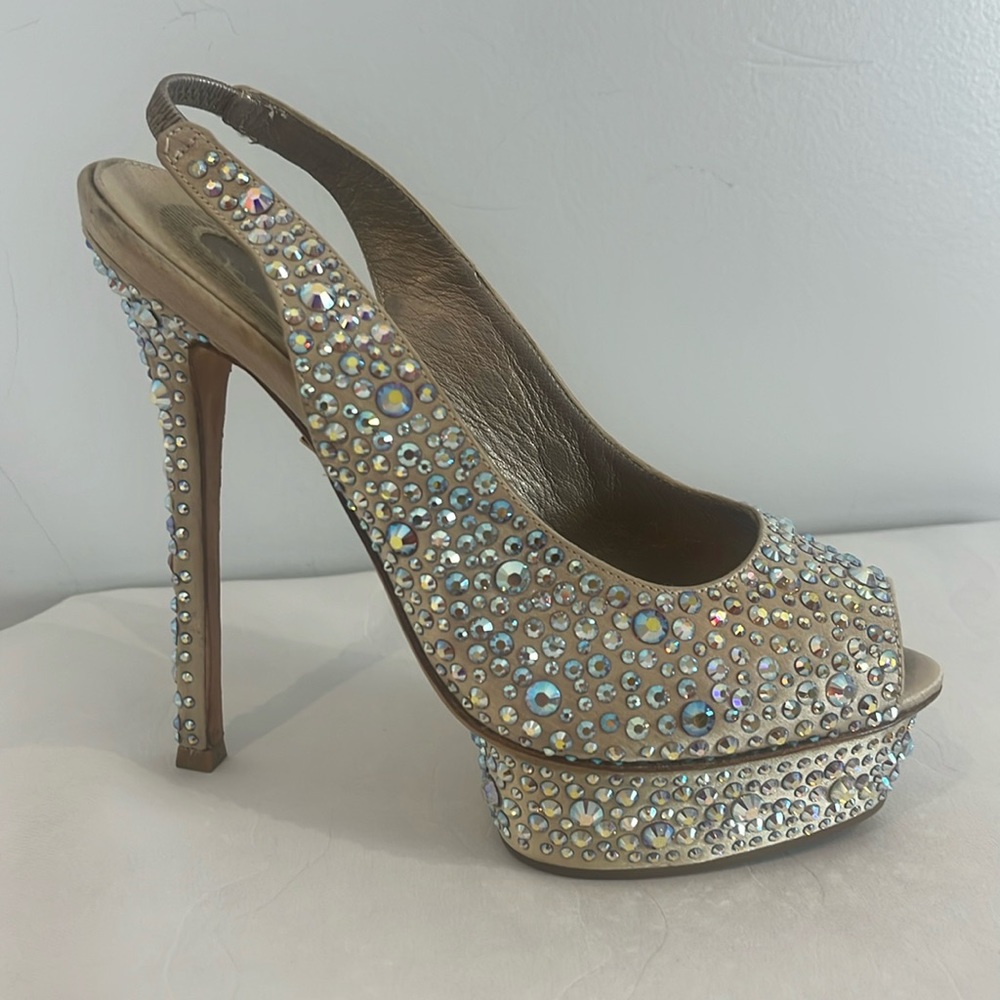 Le Silla Crystal Limited Platform Sandal